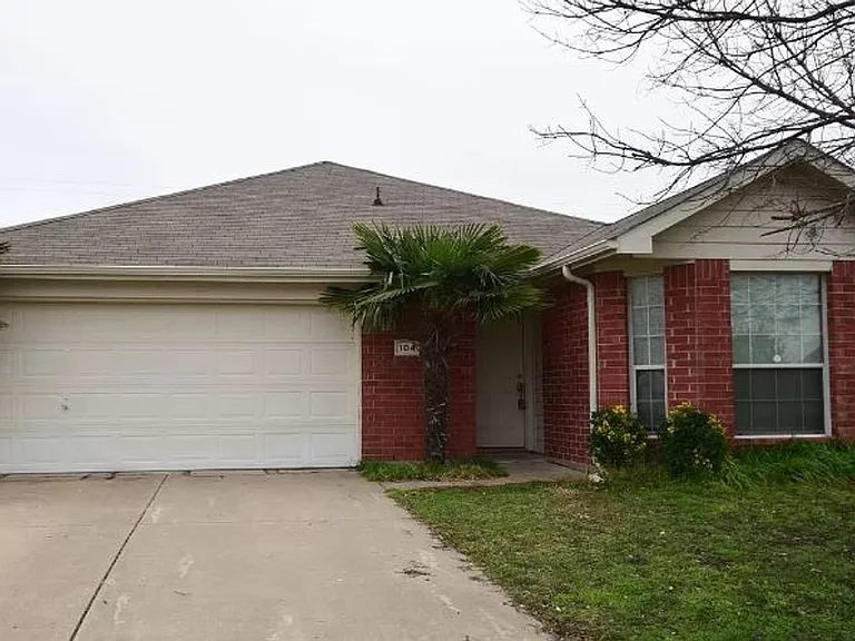 104 Meadow View Ln — Photo 1