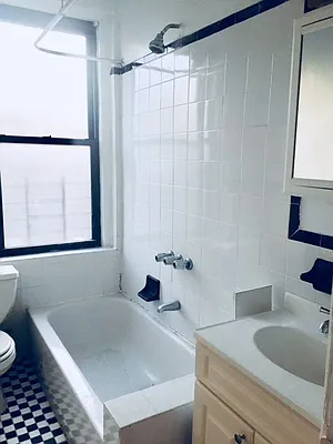 Rented by Roberto Guilbet, LREB | media 30