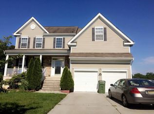 118 Carmel Dr, Egg Harbor Township, NJ 08234