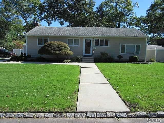 1st image of 340 McCall Ave