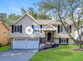 3508 Tudor Dr, Leavenworth, KS 66048
