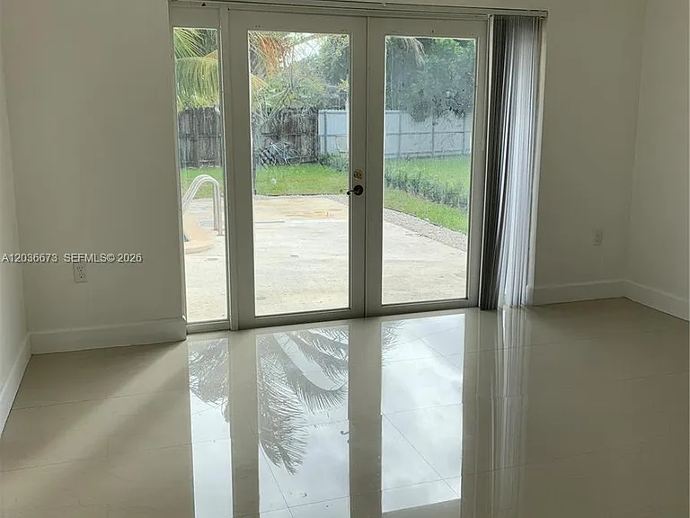 2025 SW 84th Ct — Photo 19