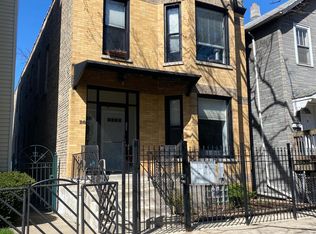 2640 W Cortland St APT 1F, Chicago, IL 60647