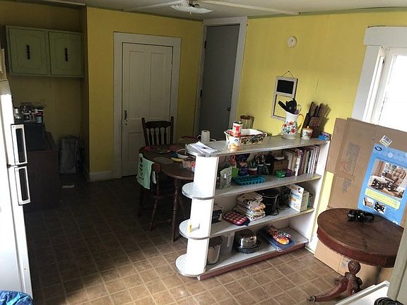 2nd image of 307 Beauty St