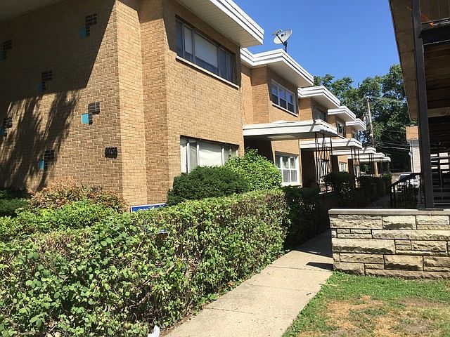 1st image of 2036 W Morse Ave APT E