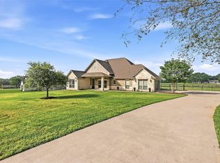 7588 Los Lobos Dr, Bryan, TX 77808