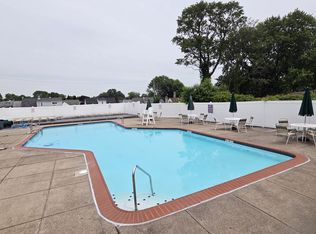 441 Tomlinson Rd APT F12, Philadelphia, PA 19116