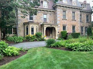 66 Webster St #2, Newport, RI 02840