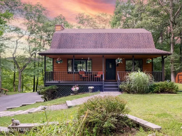127 Michael Ln, Stroudsburg, PA 18360