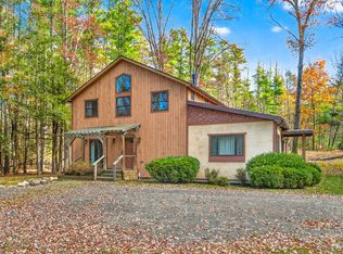 32 Eastwoods Dr, Kingston, NY 12401