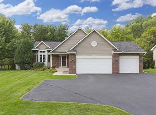 4031 McMenemy St, Vadnais Heights, MN 55127