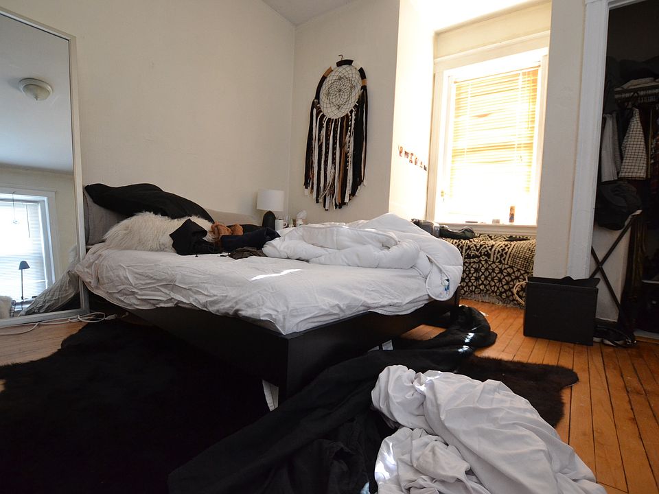1st image of 60 Egmont St #33O