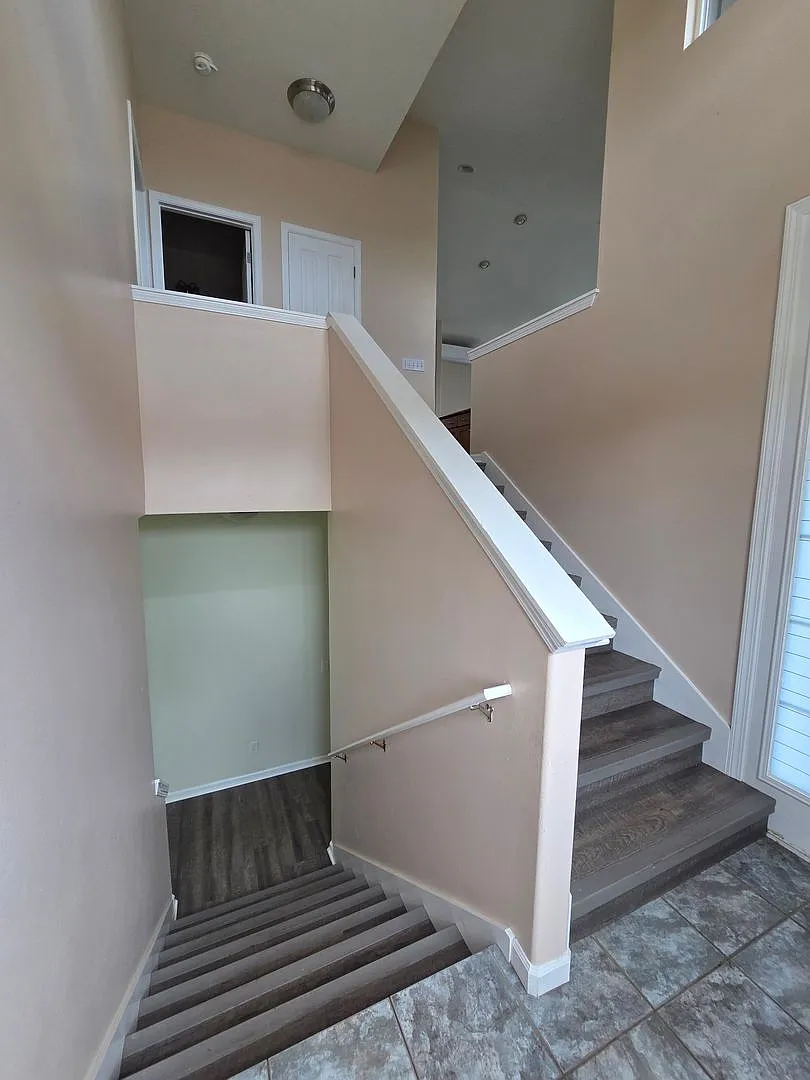 3/2.5 two level home in Akolea Wailuku — Photo 3