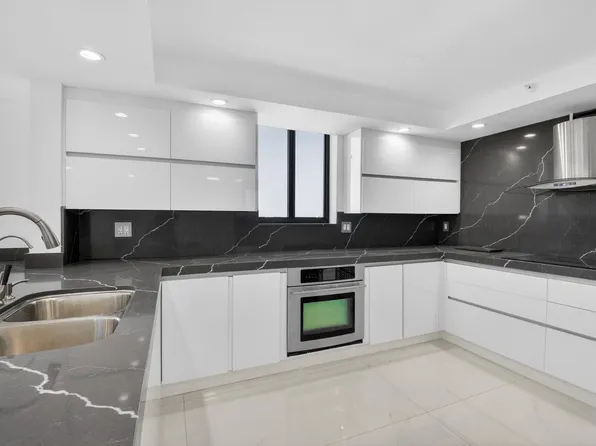 3420 S Ocean Boulevard #PH-T, Highland Beach, FL 33487