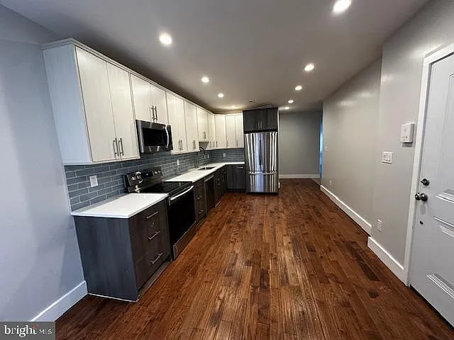 1005 N Marshall St #1 — Photo 2