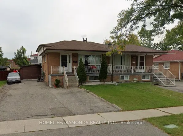 3142 Purnell Ct, Mississauga, ON L4T 2J6