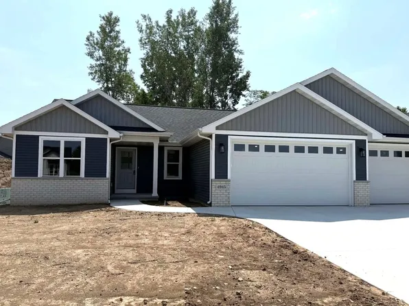 4945 Water Mint Way, Green Bay, WI 54313