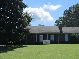 51 Spring St, Rogersville, AL 35652