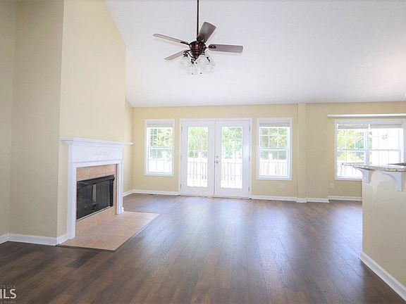3rd image of 125 Ramsey St
