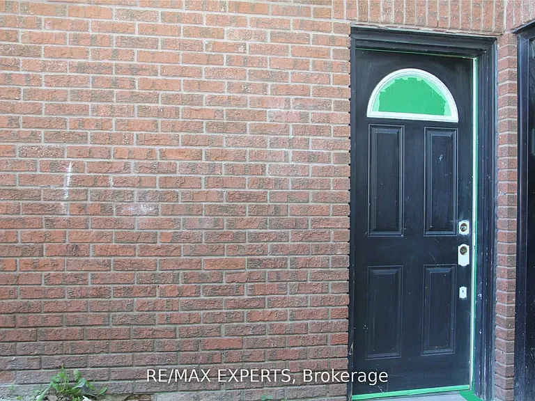 599 Glencairn Ave #BASEMENT — Photo 2