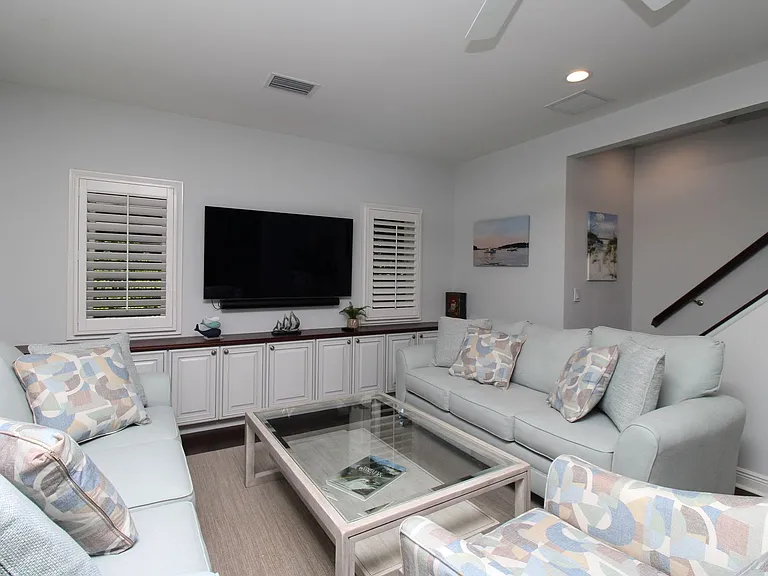 2150 Marina Dr — Photo 35