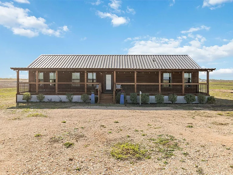 1591 Scull Rd — Photo 1