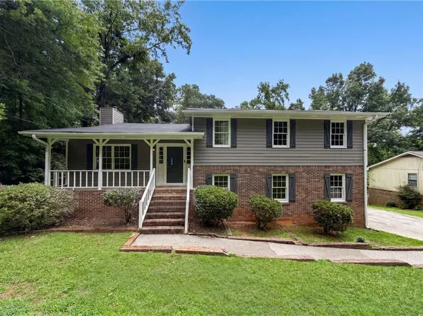 6486 Lynn Dale Ln, Morrow, GA 30260