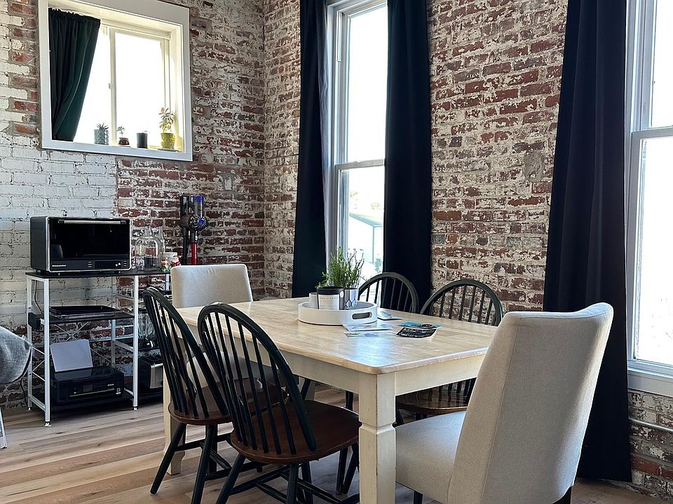 315 W Main St Monticello IL Zillow