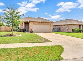 160 Rustic Colony Ln, Dickinson, TX 77539