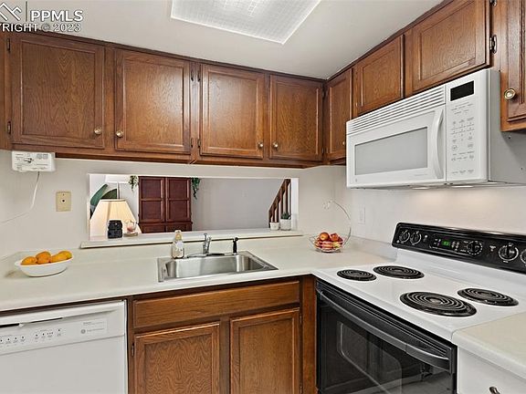 5th image of 4875 El Camino Dr APT C