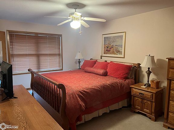 3rd image of 1703 Greenbelt Dr