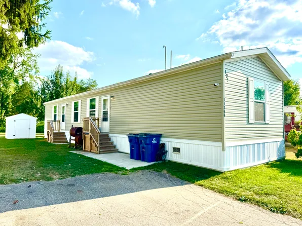 11366 Greenfield Dr, Galesburg, MI 49053