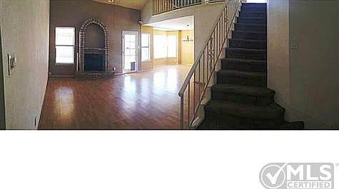 3rd image of 570 Kieffer Ln