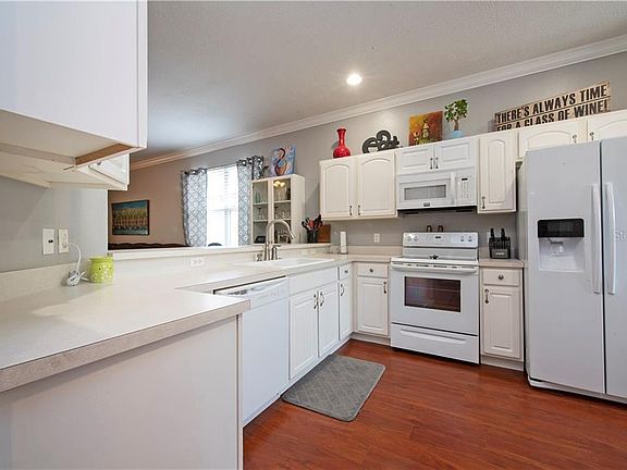 3rd image of 5105 Bellthorn Dr