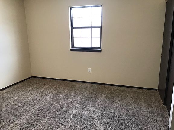 4th image of 1606 Sunrise Lakes Dr APT 2
