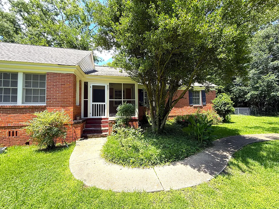 807 E Edgemont Ave