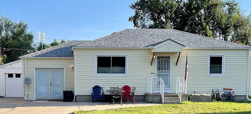 1st image of 4631 E Amherst Ave