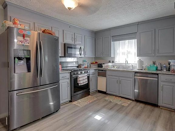 4th image of 209 Beechwood Dr