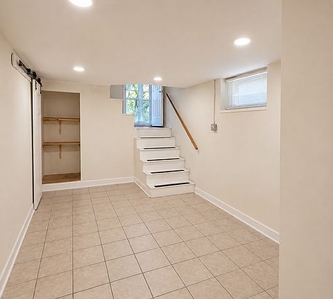 2nd image of 817 W 39th St #Basement