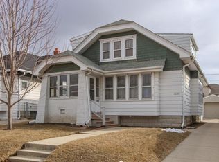 2270 N 62nd St, Wauwatosa, WI 53213