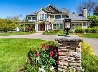 618 Stratford Dr, Ann Arbor, MI 48104