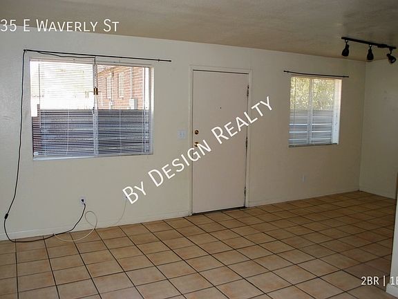 2nd image of 835 E Waverly St