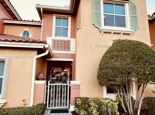 Pembroke Cay, Hollywood, FL 33027