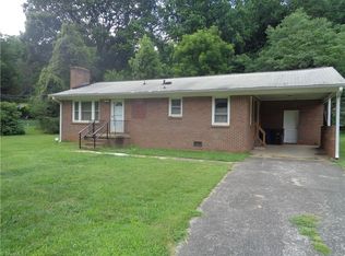 518 Robbins Rd, Winston Salem, NC 27107