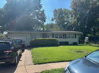 9325 Clarion Dr, Saint Louis, MO 63136