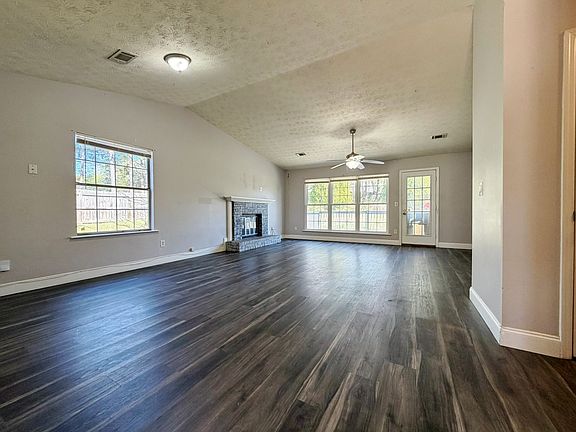 5th image of 2901 Inverloch Cir