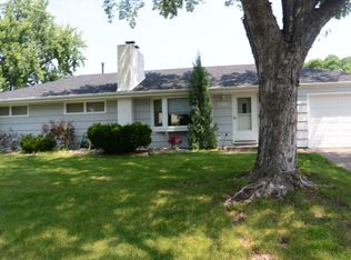 9425 Columbus Ave S, Bloomington, MN 55420