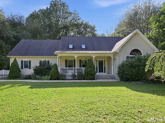 3rd image of 41 Forsyth Road