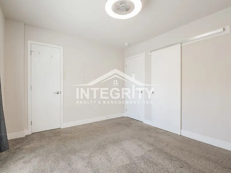 5557 W 10th Ave — Photo 23