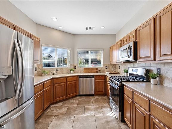 5th image of 8324 Teton Crest Pl